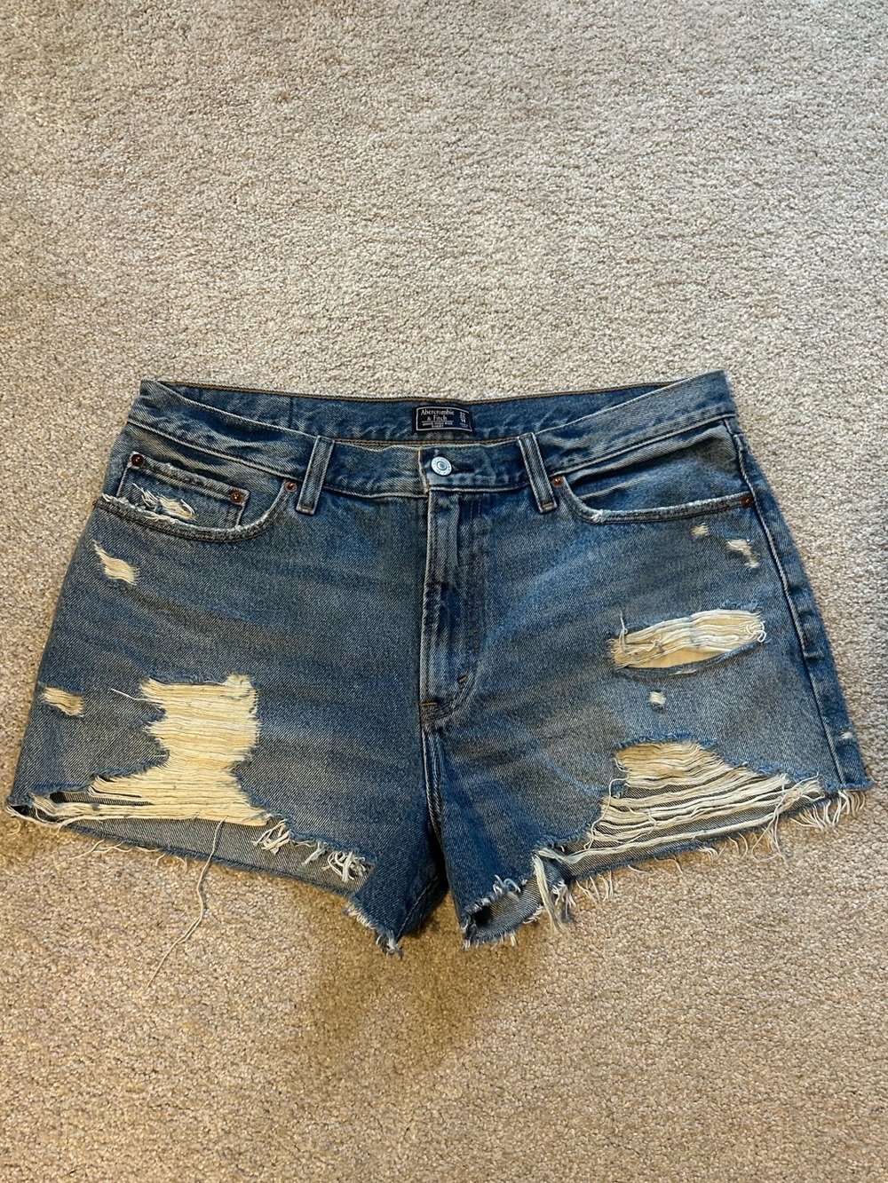 Abercrombie Annie High Rise Short 32/14 Distressed